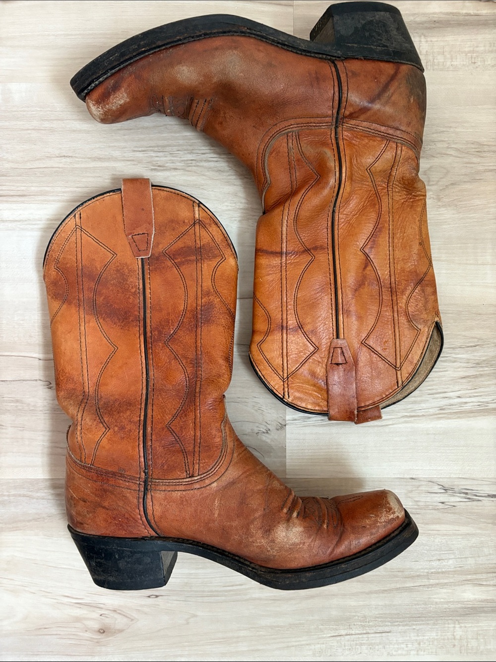 Vintage cognac leather Wrangler boots with a classic French square toe